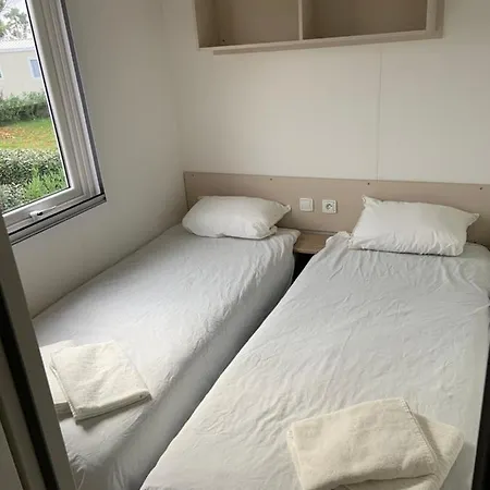 Camping Les Viviers Campeggio Claouey