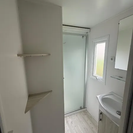 Bungalow Climatise 6 Personnes Camping Les Viviers 4Etoiles